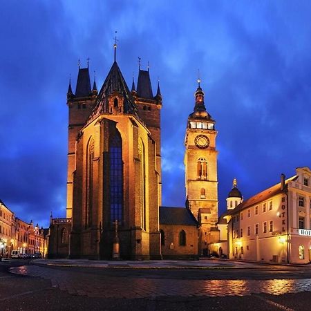 Studio Voluntario Hradec Králové المظهر الخارجي الصورة
