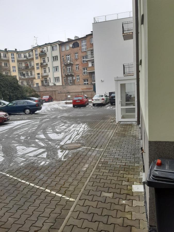 Studio Voluntario Hradec Králové المظهر الخارجي الصورة